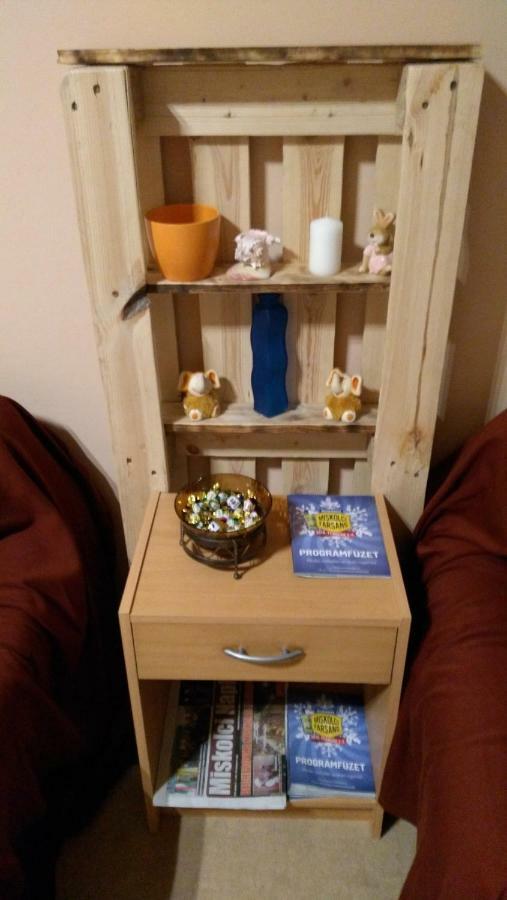 Gesztenyes Apartman Miskolc Exteriör bild