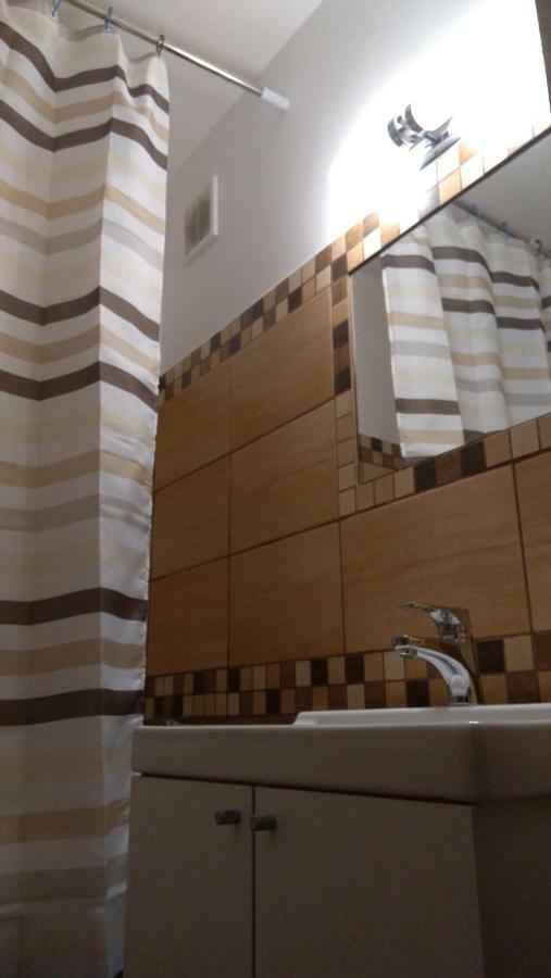 Gesztenyes Apartman Miskolc Exteriör bild